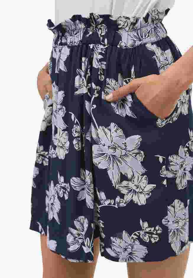 Pull-On Paperbag Waist Skort image number 3