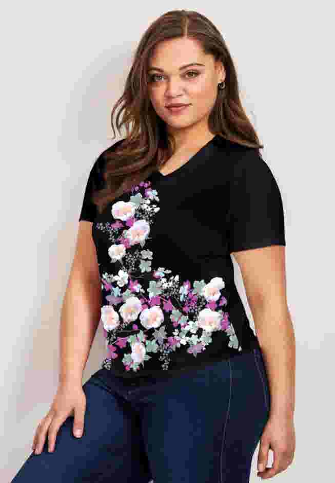 V-Neck Short Sleeve Graphic Tee image number 2
