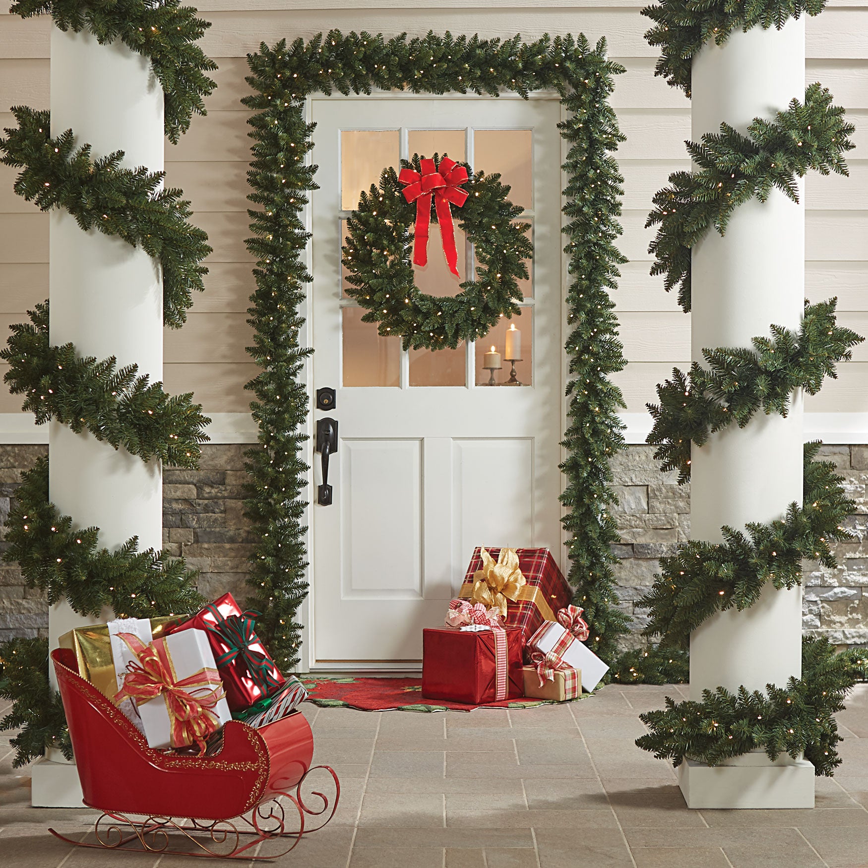 24" Pre-Lit Canadian Pine Arrow Tip Wreath image number 2