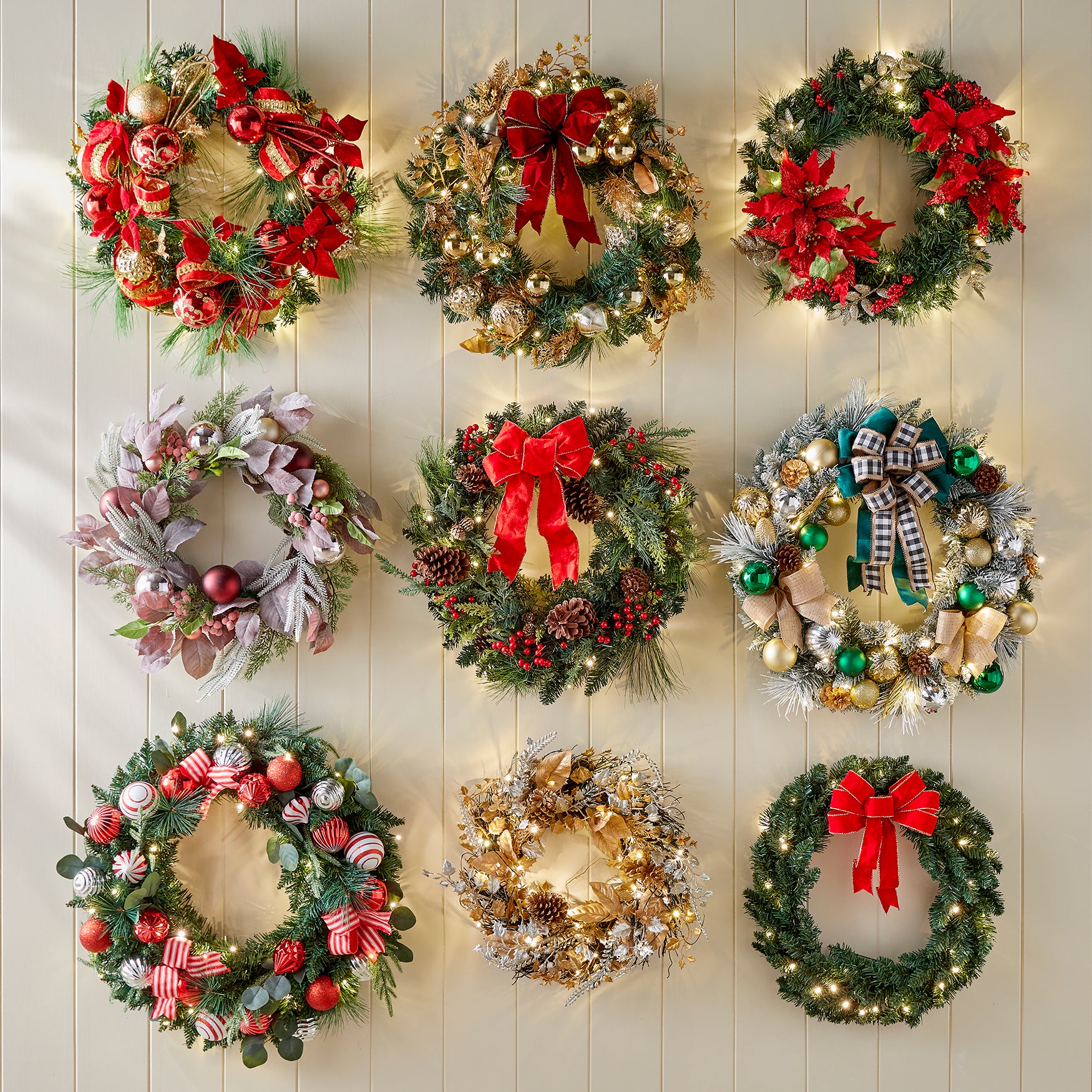 24" Pre-Lit Canadian Pine Arrow Tip Wreath image number 3
