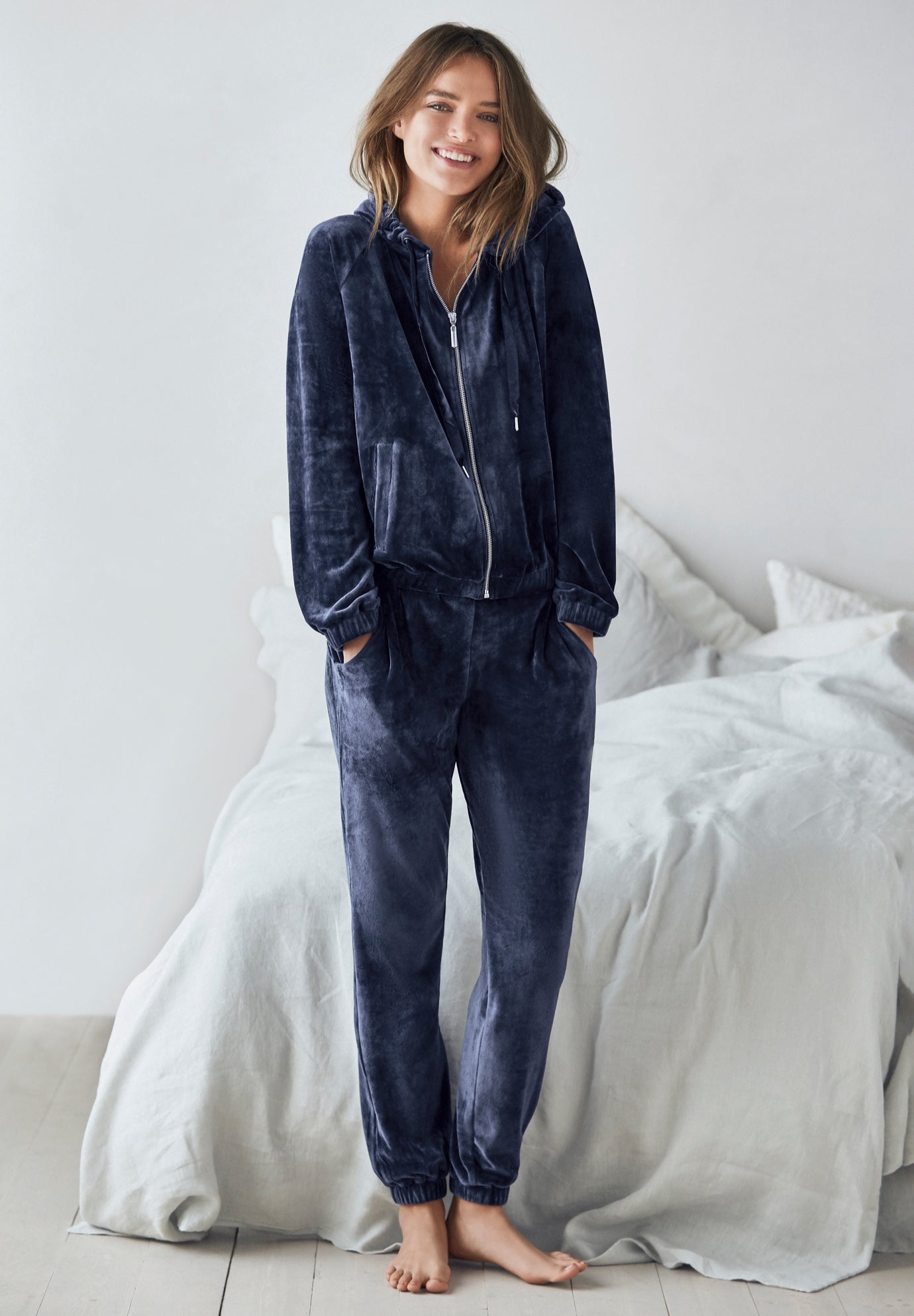 Stretch Velour Zip Front Long Sleeve Jacket With Hood image number 0