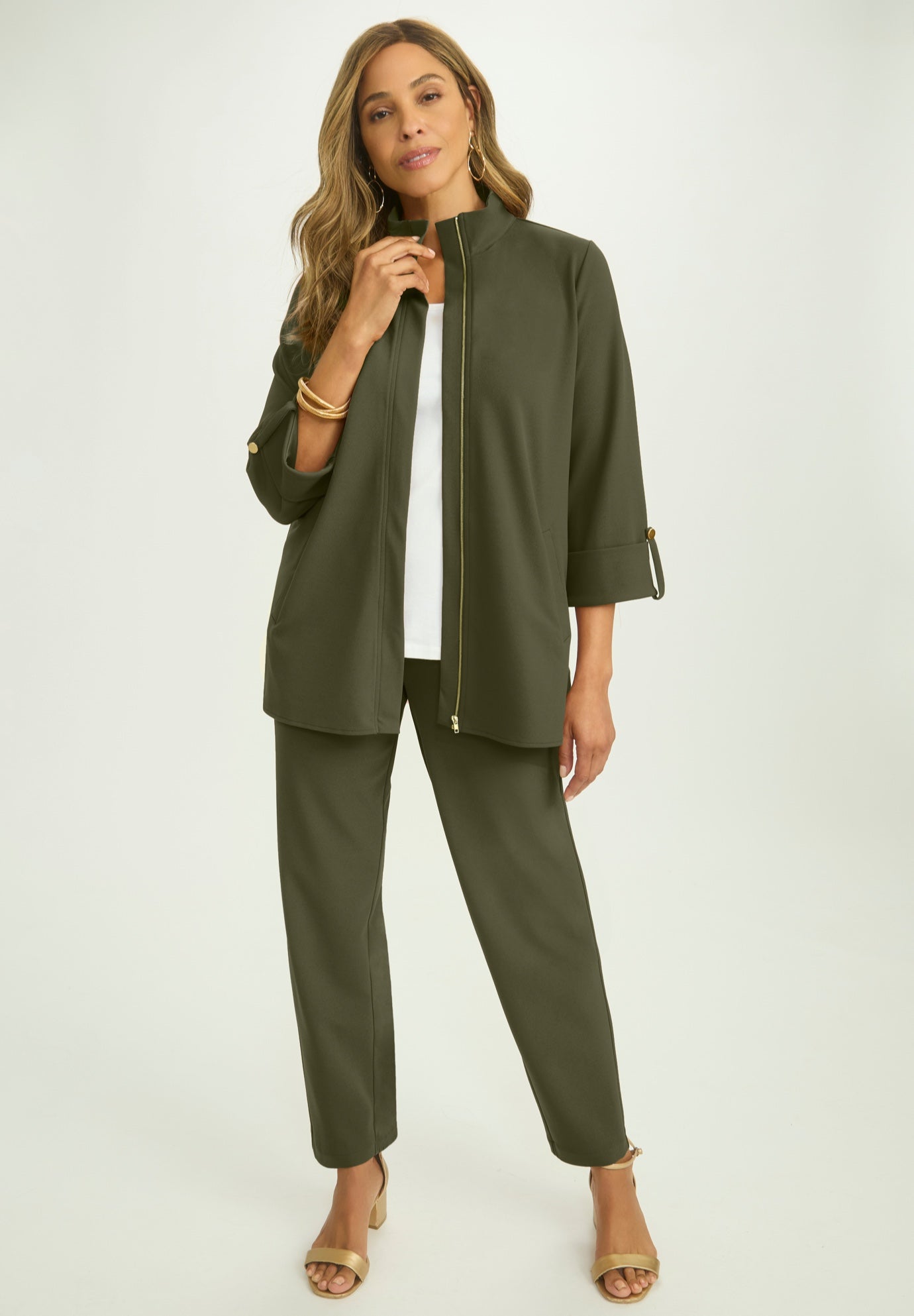 Knit Crepe Winged Collar Set image number 0