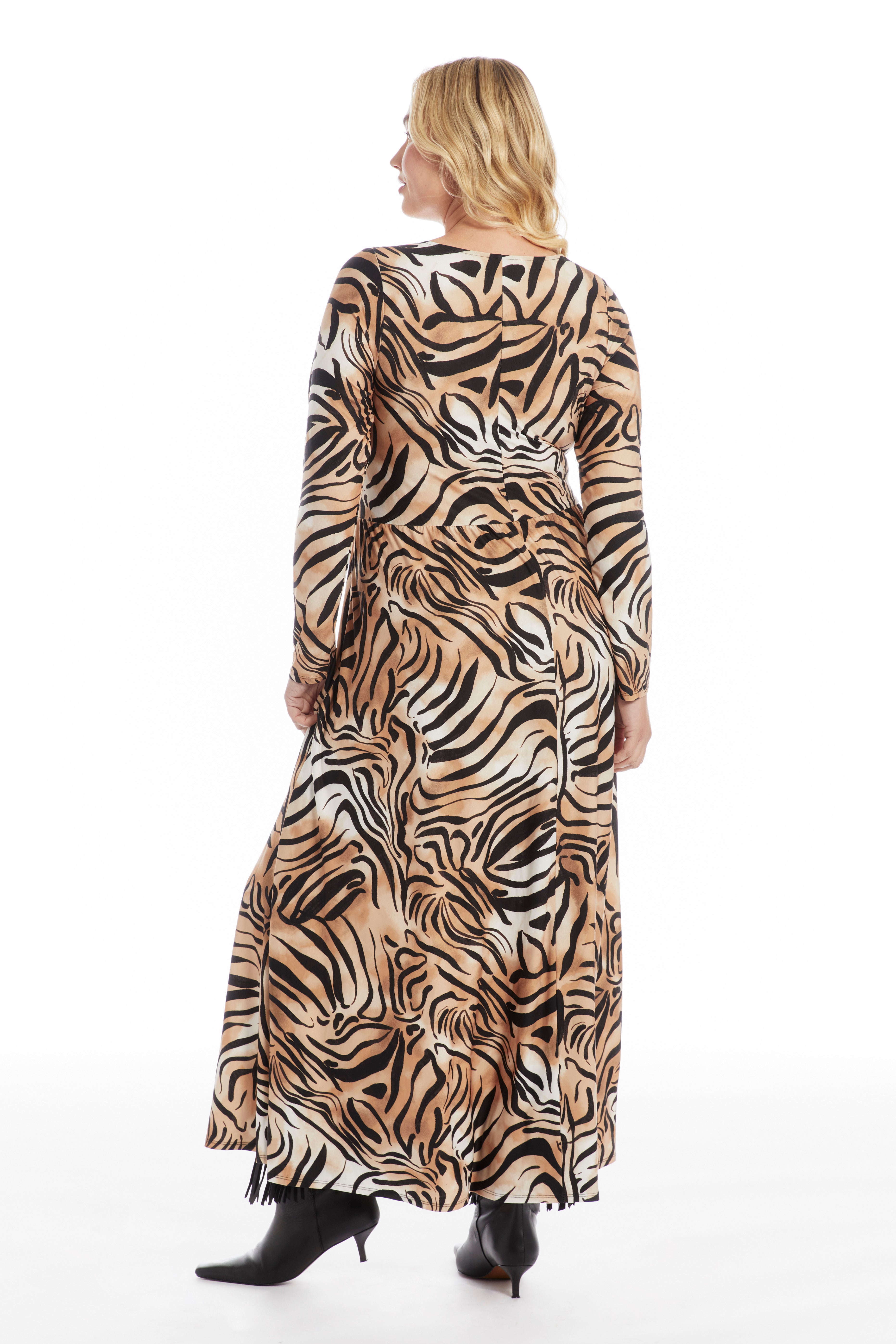V Neck Maxi Dress image number 2