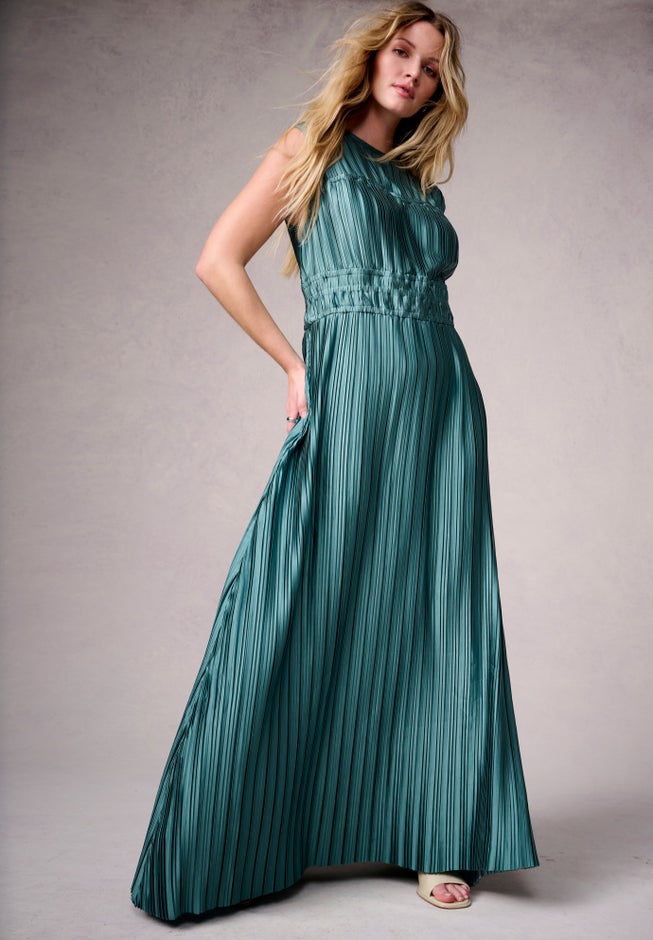 Boatneck Plisse Cap-Sleeve Maxi Dress image number 0