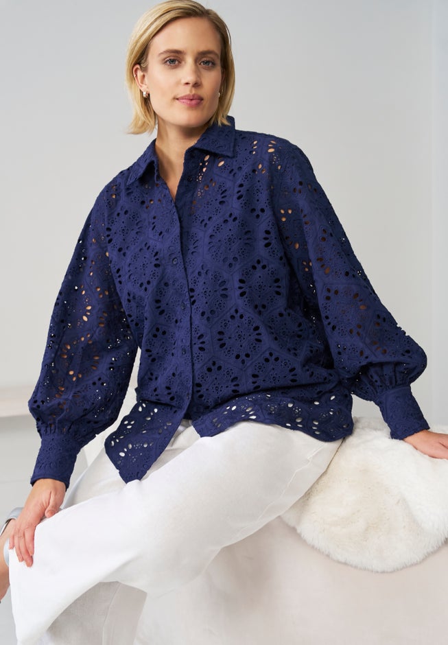 Eyelet Button Front Shirt With Blouson Sleeves image number 3