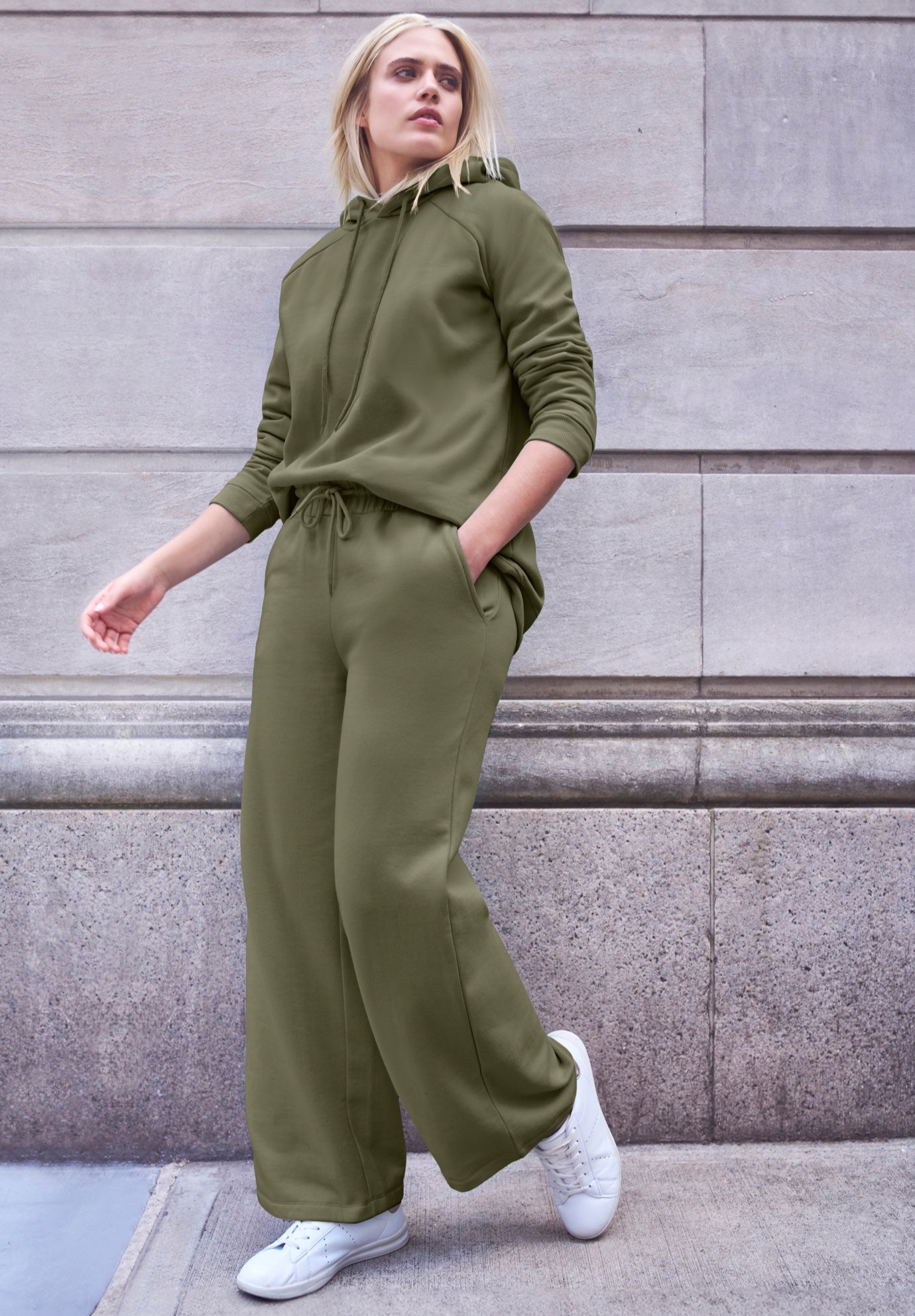 Hooded Fleece Boxy Sweatshirt image number 0