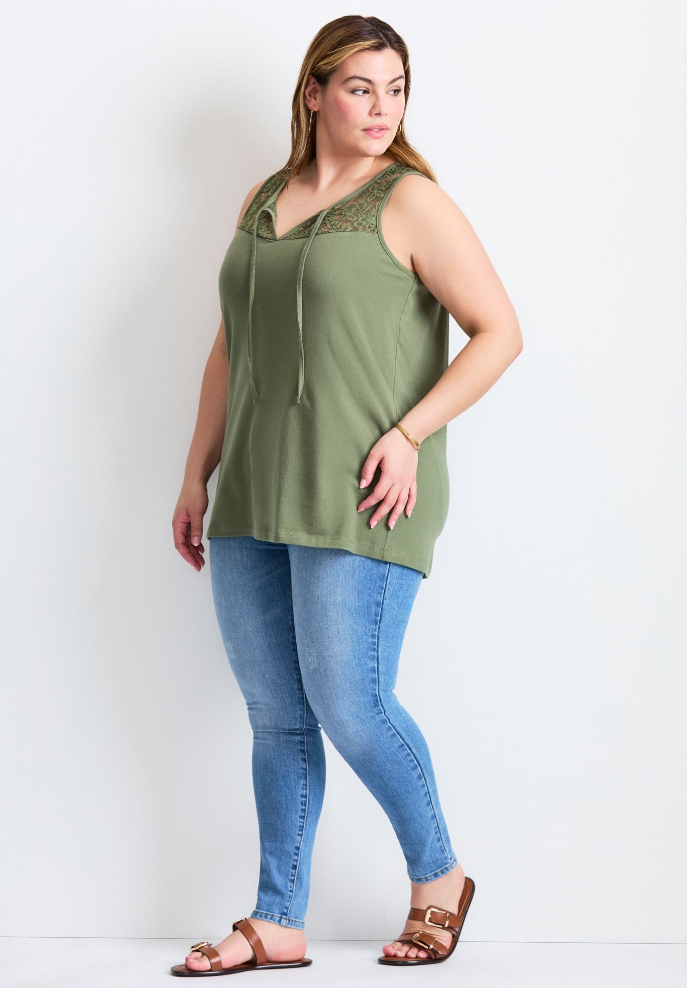 Lace Yoke Detail Tank image number 2