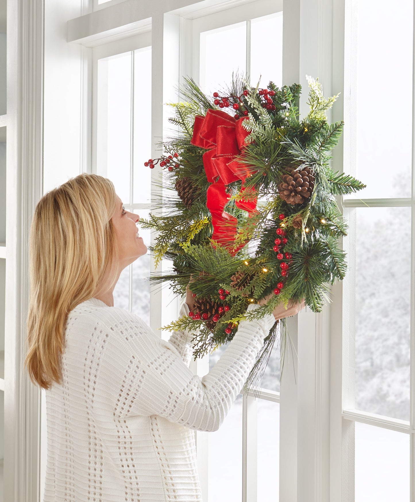 28" Pre-Lit Holiday Classic Wreath image number 4