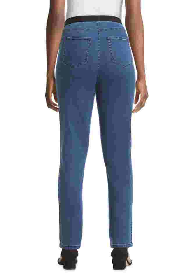 Stretch Denim Straight-Leg Jegging