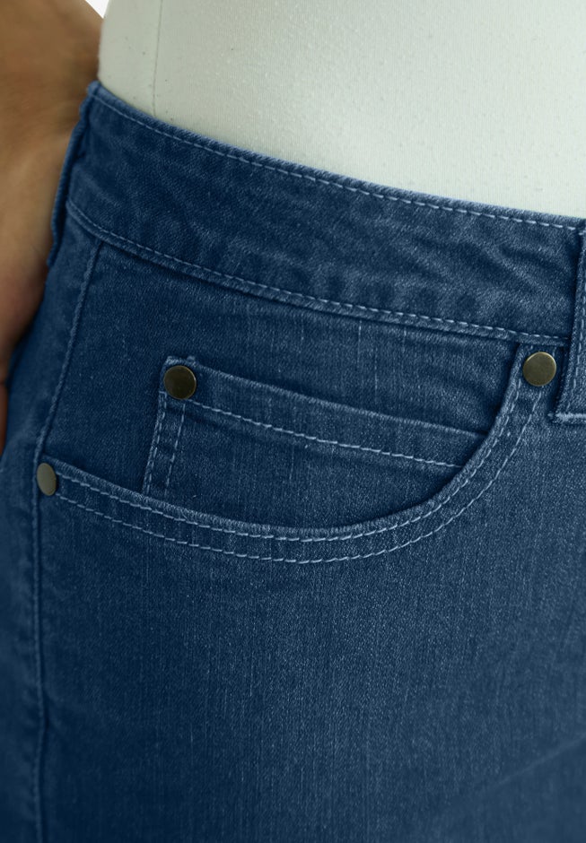 True Fit Straight Leg Crop Jean image number 3