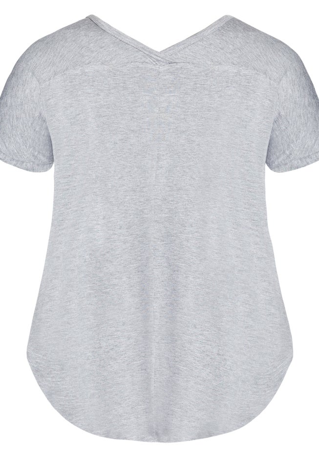 Must Have Tee image number null