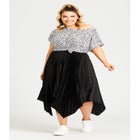 Pleated Plain Skirt image number null