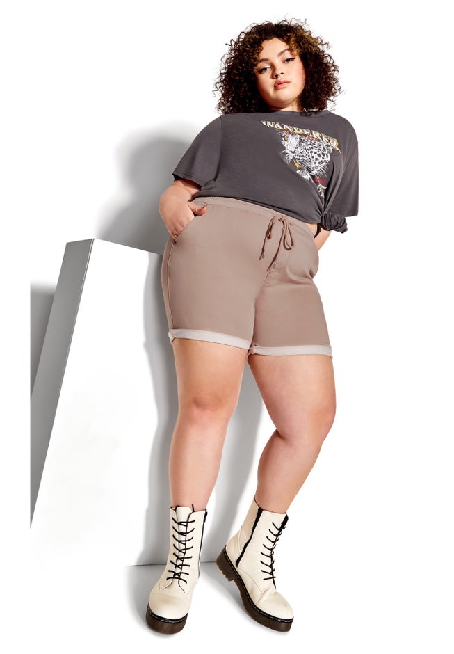 Mavis Short image number 0