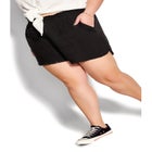 Remi Fray Hem Short image number null