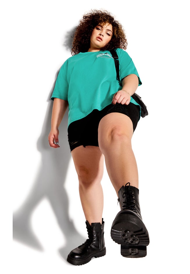 Melanie Tee image number null