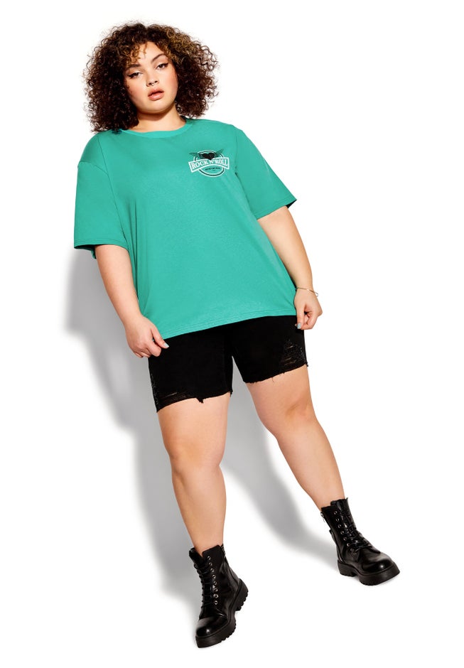 Melanie Tee image number null
