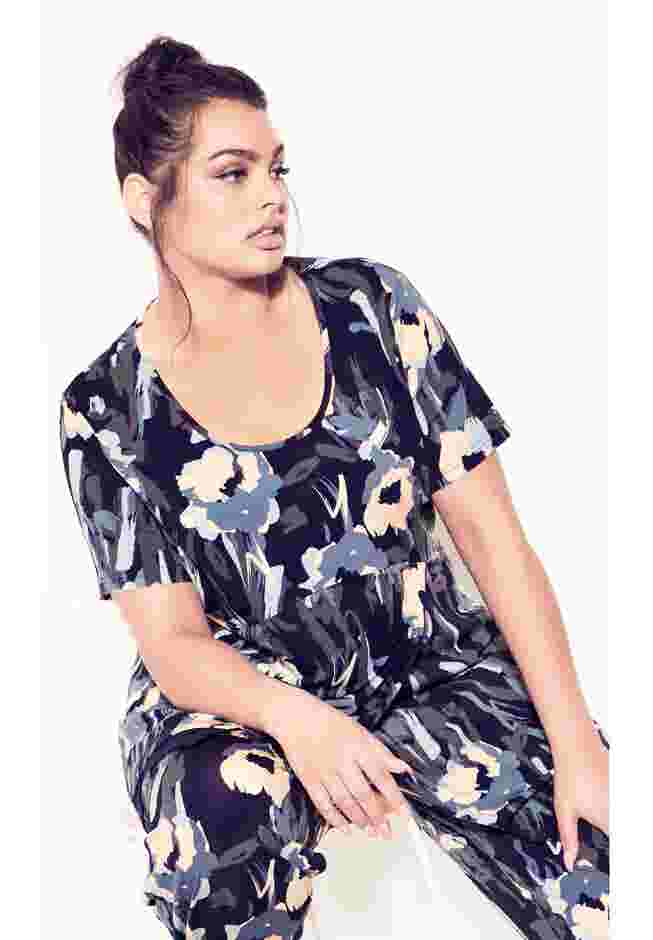Mesh Contrast Print Tunic image number 3
