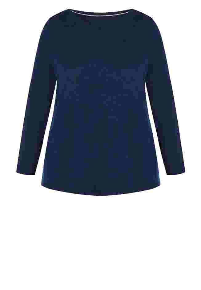 V-Neck Essential Long Sleeve Tee image number 3