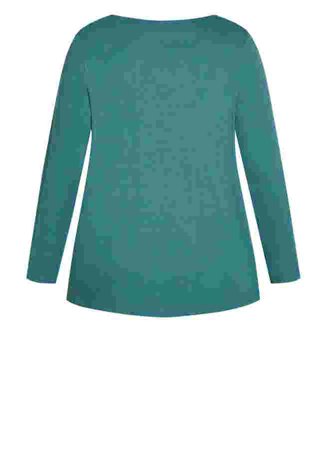 V-Neck Essential Long Sleeve Tee image number 4