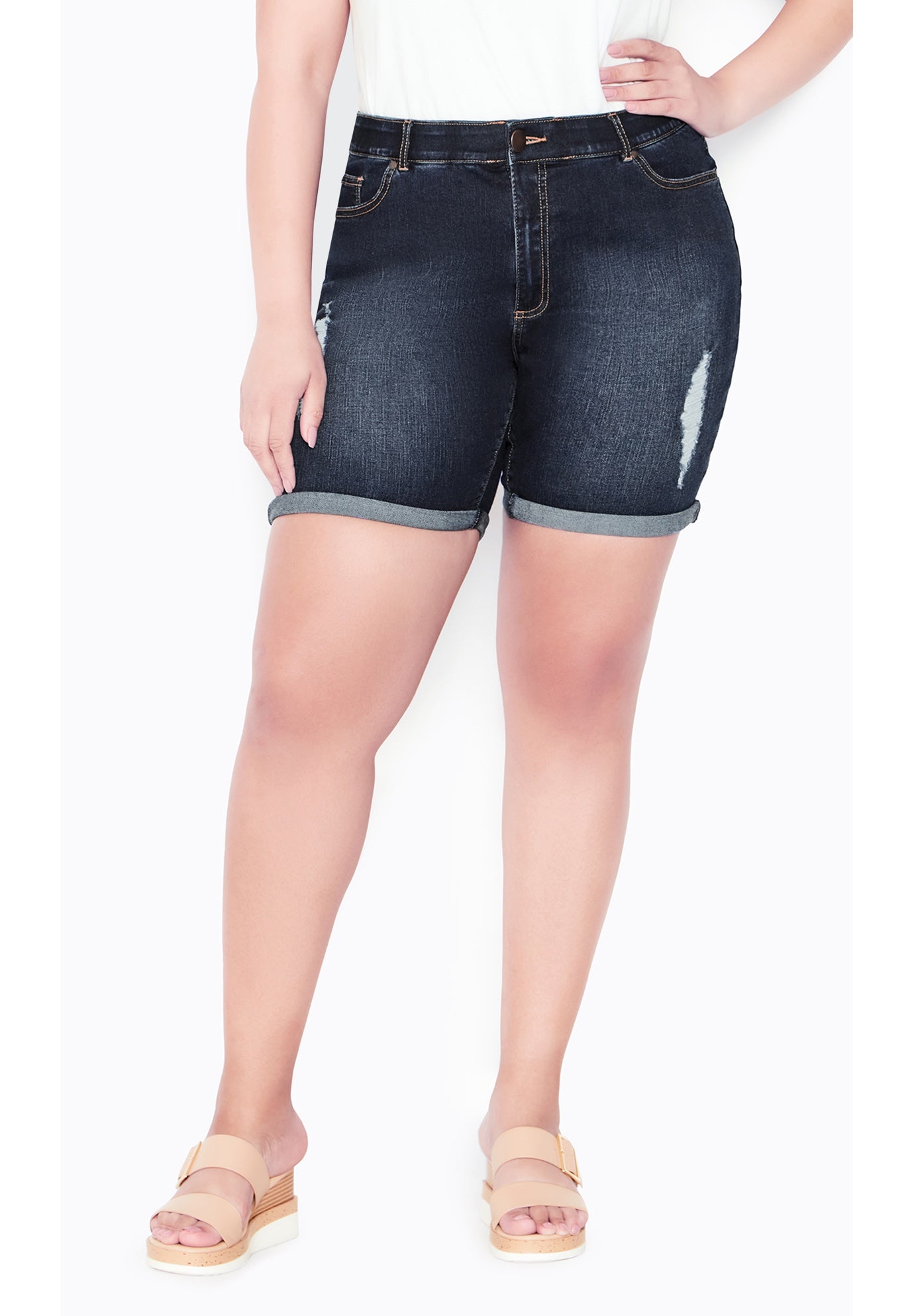 Giana Ripped Short image number 4