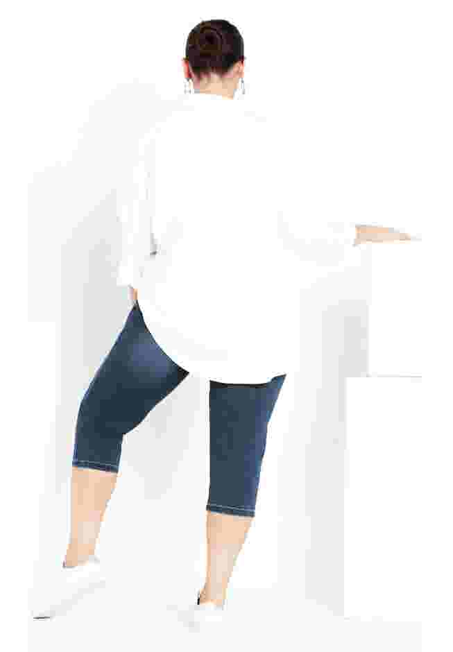 Butter Denim Pull On Crop Jean image number 3