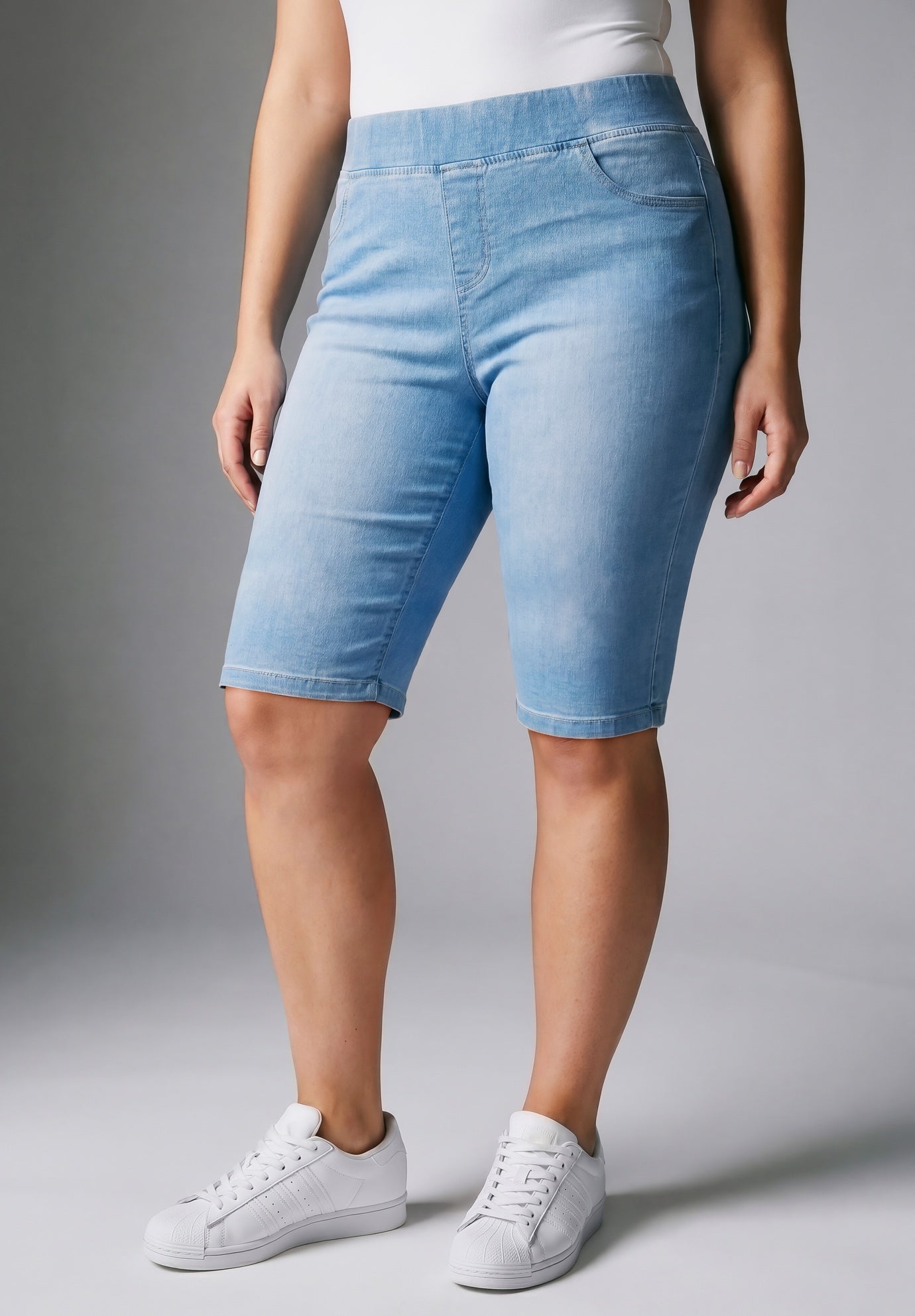 Butter Denim Pull On Short image number 0