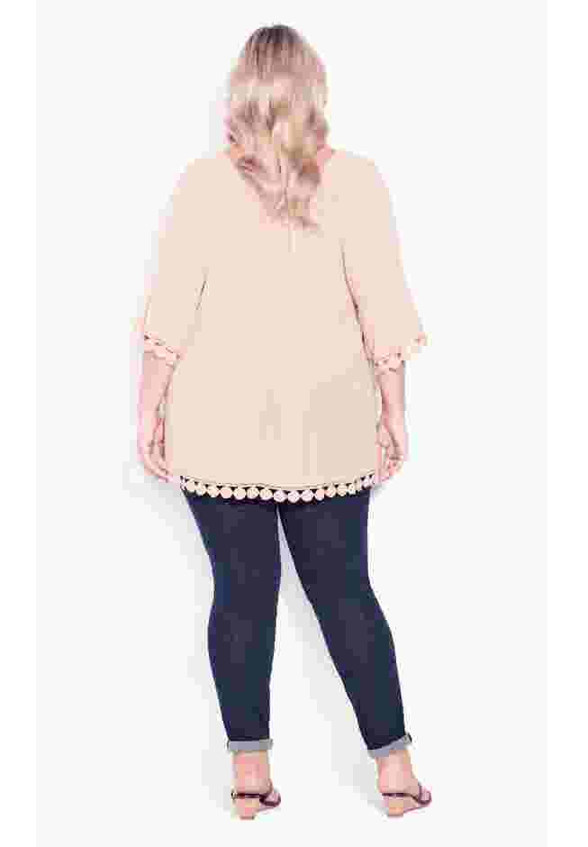 Ember Lace Trim Top image number 4