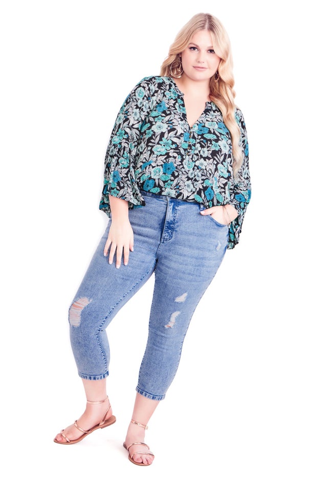 Holly Crop Ripped Jean image number null
