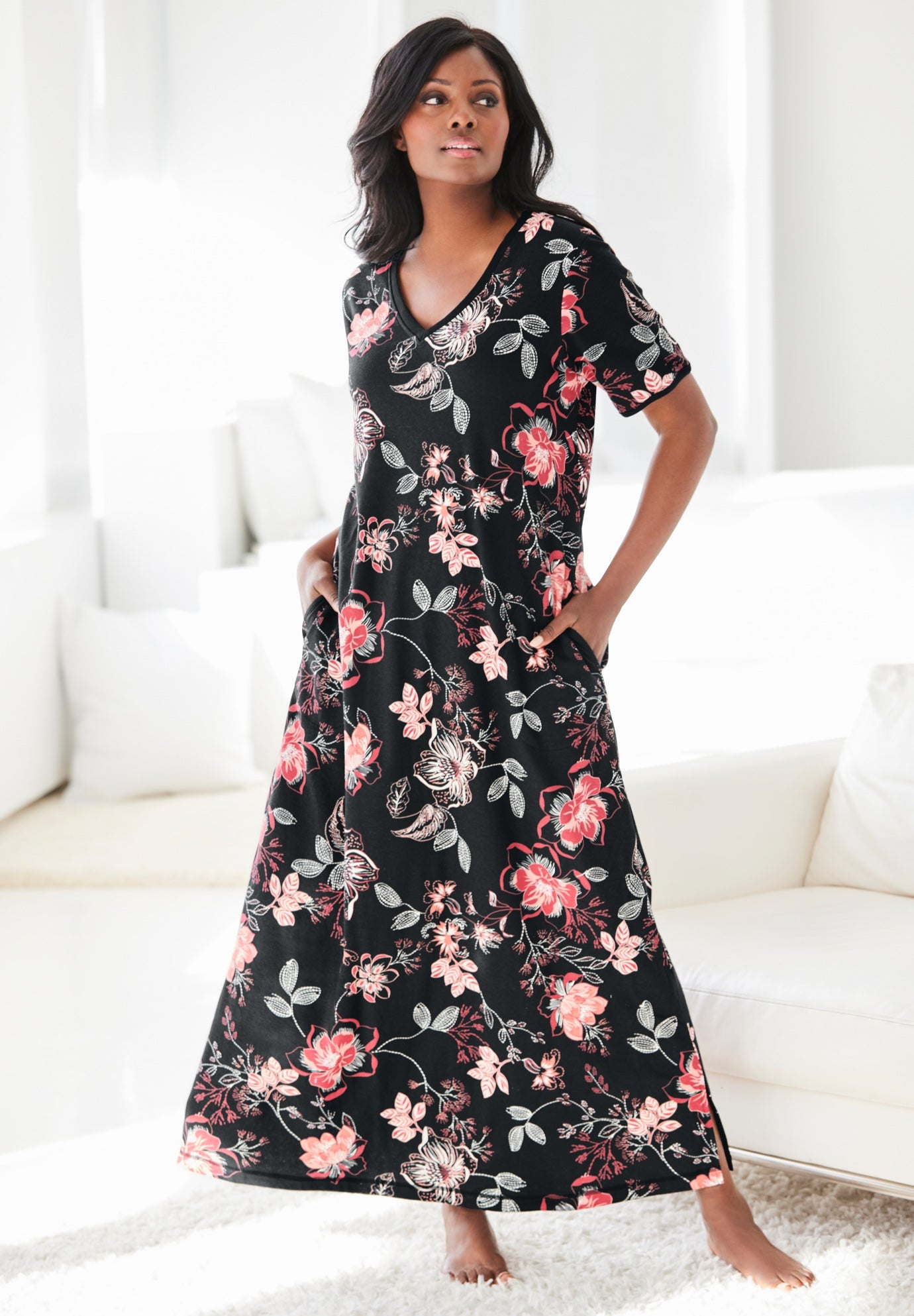 V-Neck Short Sleeve Maxi T-Shirt Lounger image number 6