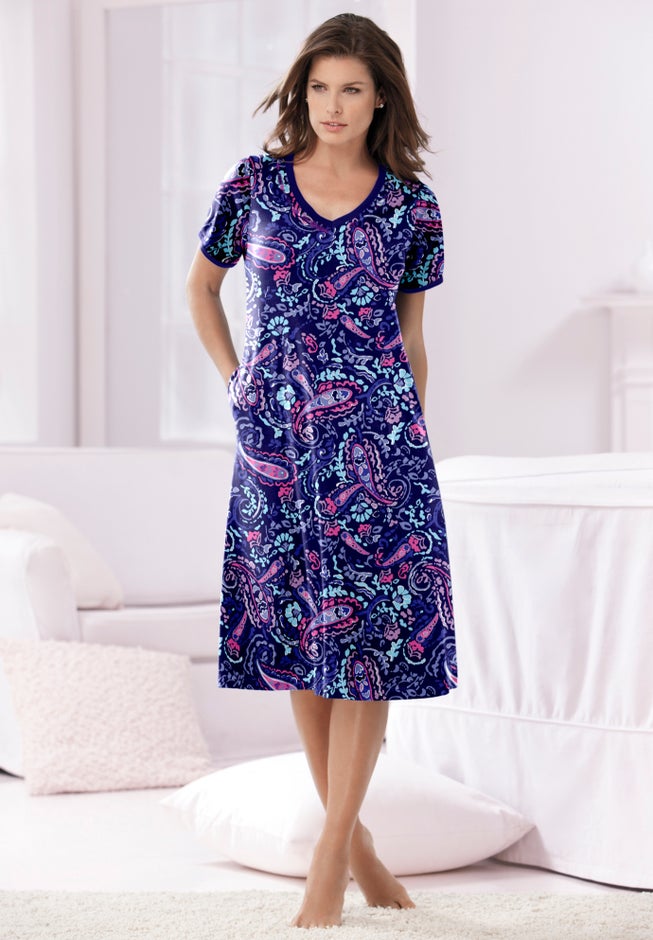 Short T-Shirt Lounger image number 0