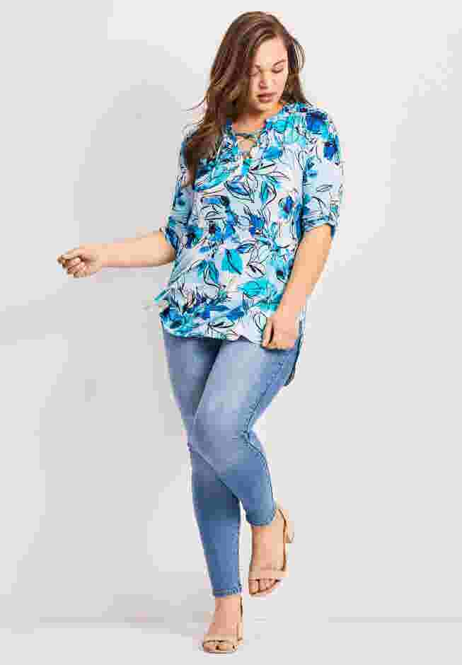 La Luna Zip Detail Skinny Jean image number 2