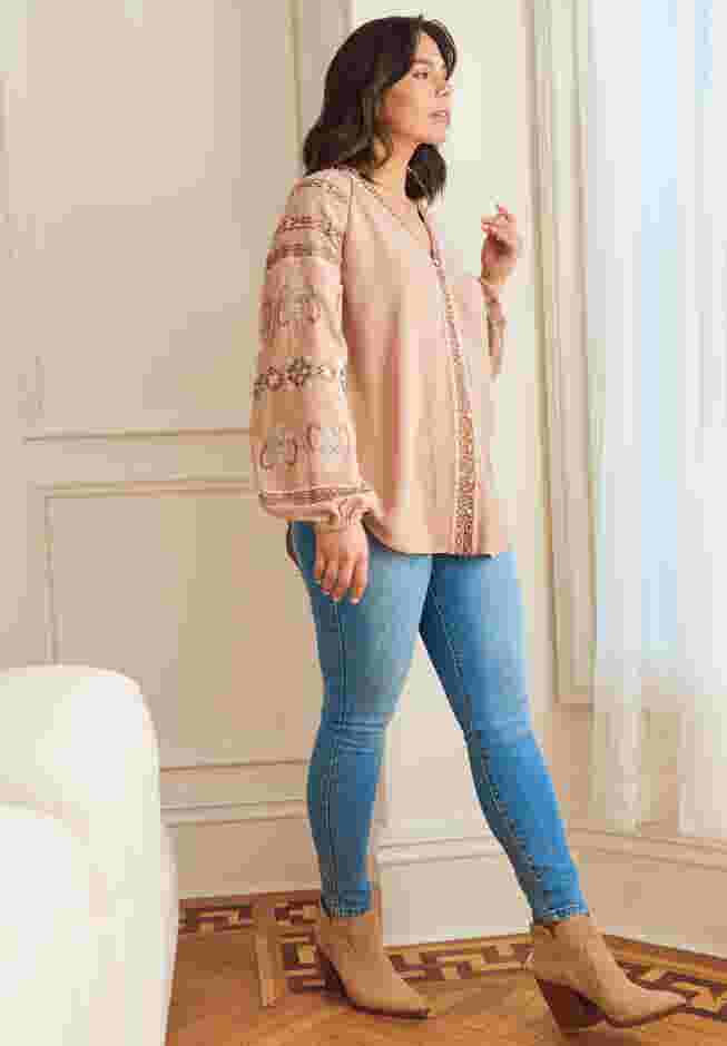 La Luna Zip Detail Skinny Jean image number 1