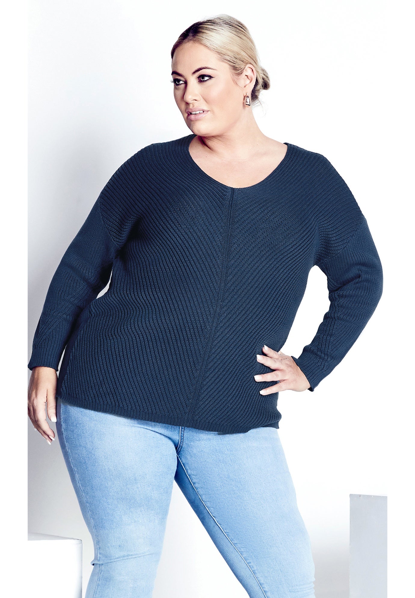 Primrose Sweater image number 3