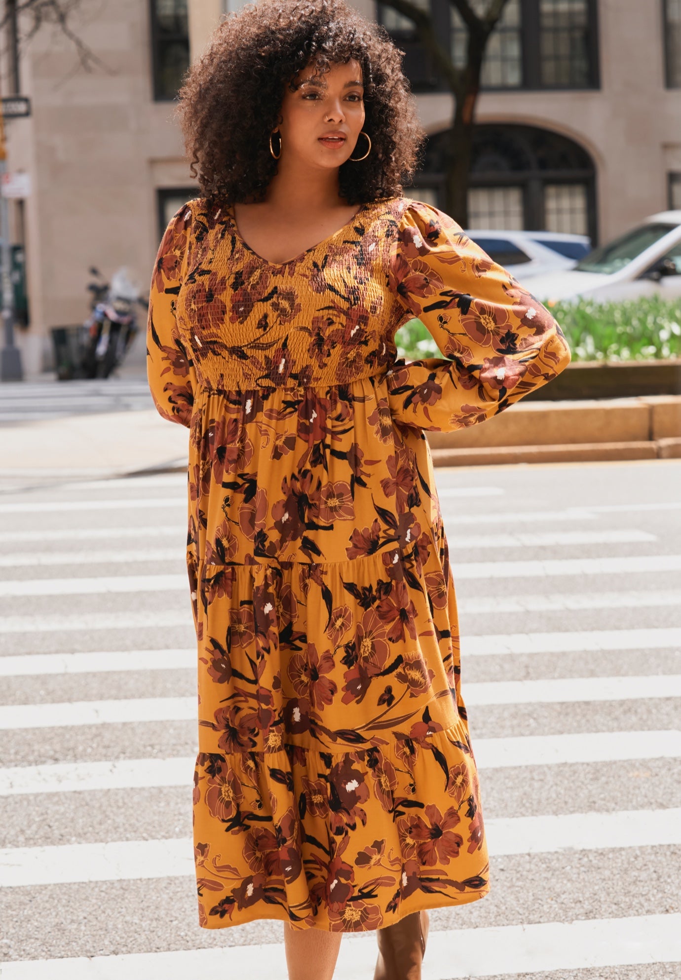 Indi Puff Sleeve Shirred Dress image number 4