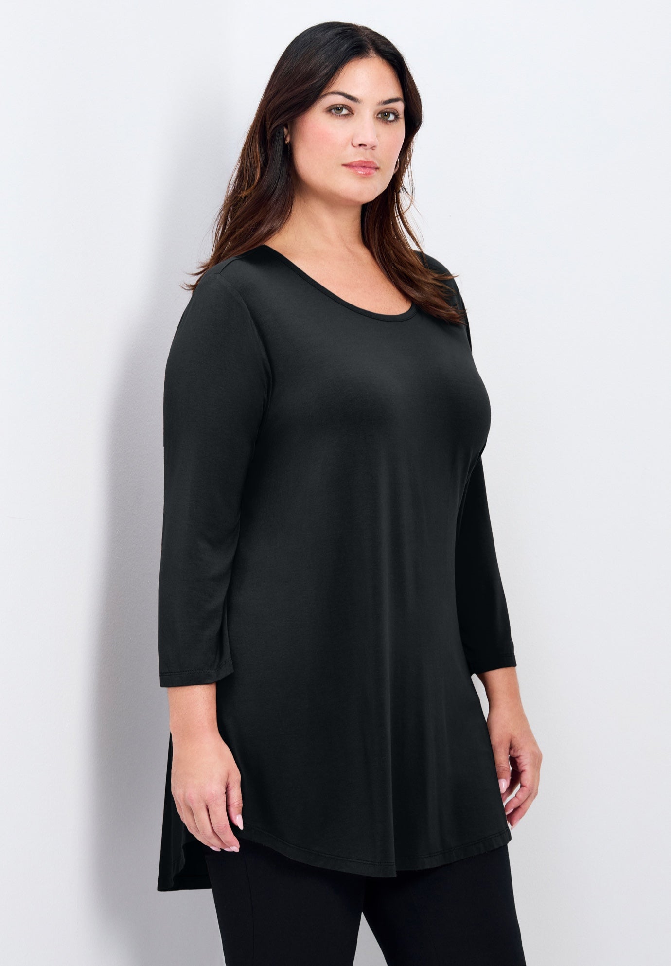 Sara Everyday Scoop Neck Tunic image number 1