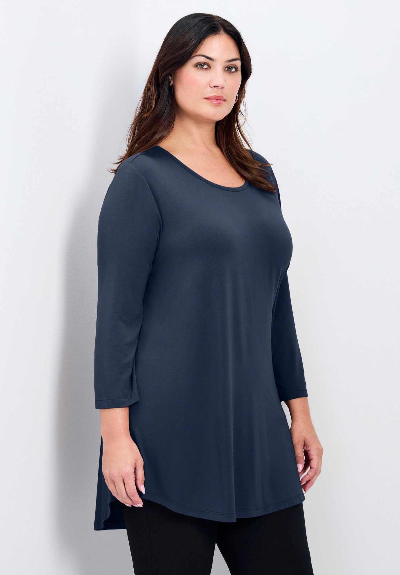 Sara Everyday Scoop Neck Tunic image number 1