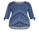 Analise Chevron Top image number null