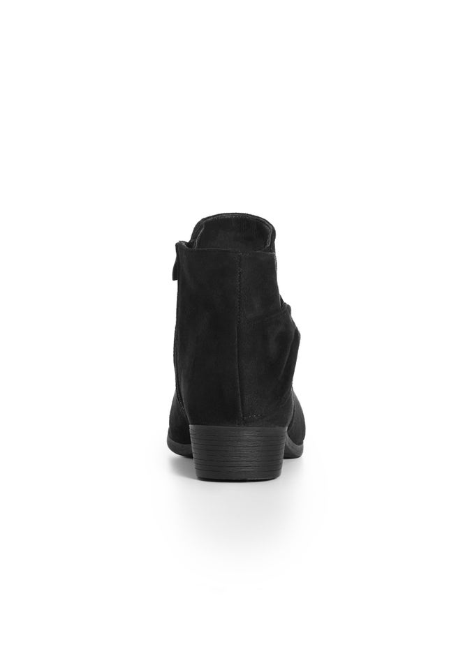 Finula Ankle Boot image number null