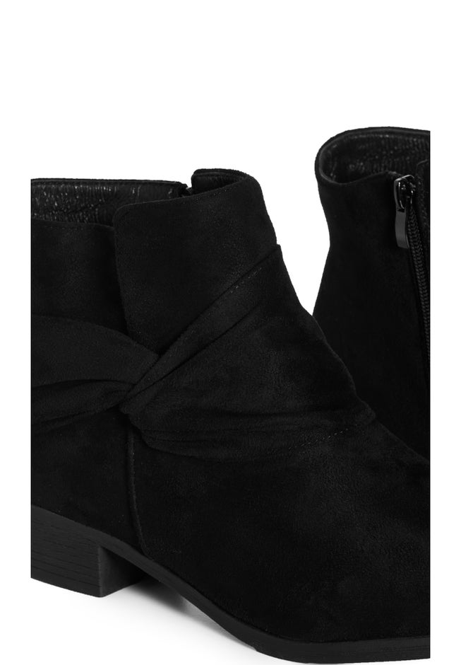 Finula Ankle Boot image number null