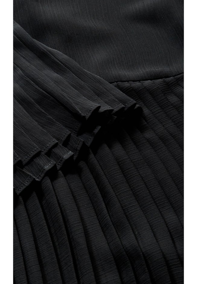 Perla Pleat Shirt image number 6
