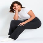 Bootleg Legging image number null