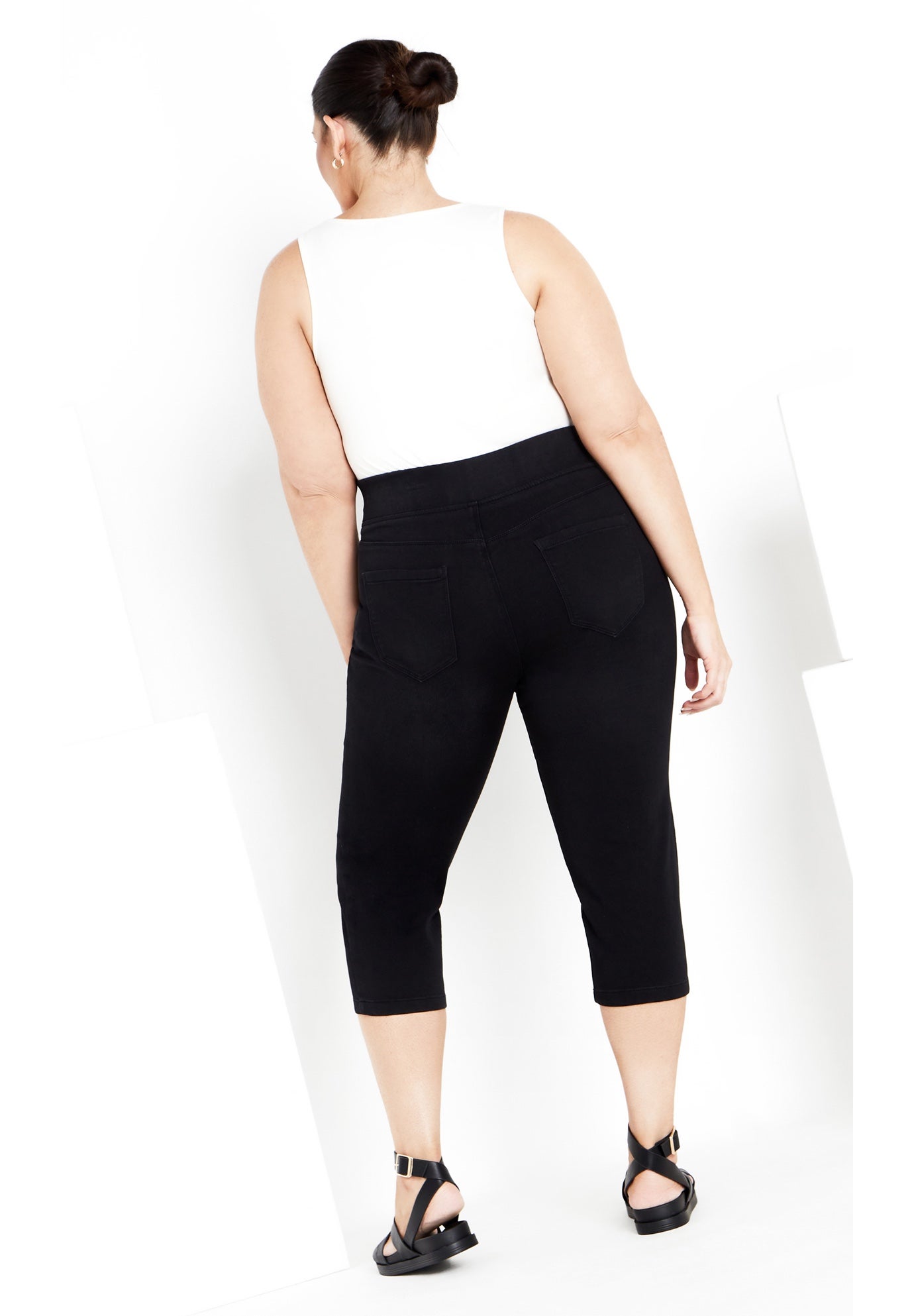 Pull On Cropped Denim Legging image number 3