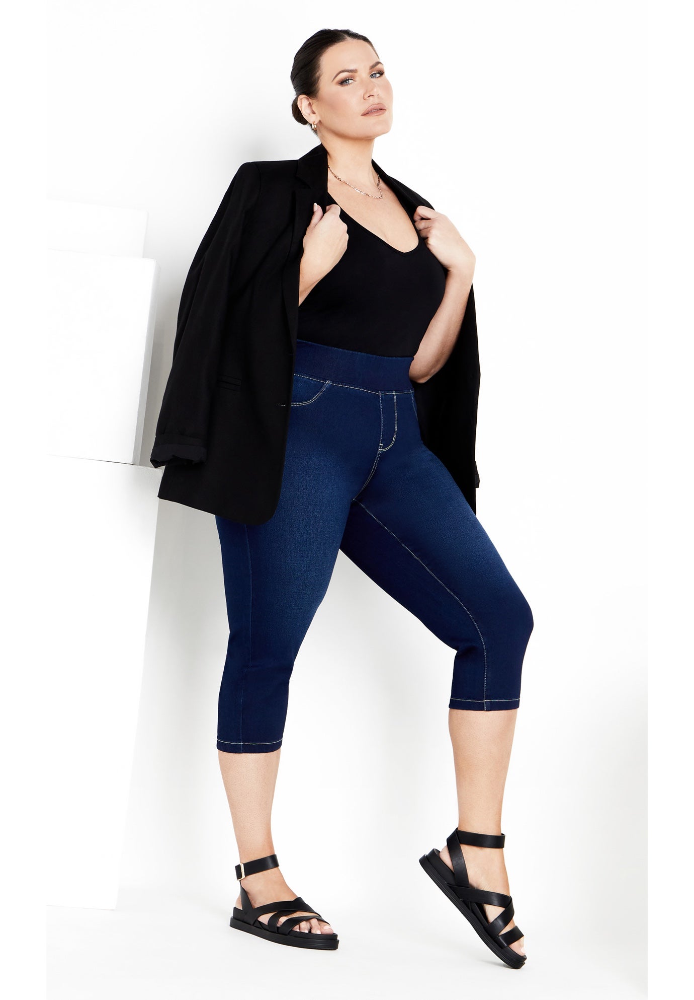 Pull On Cropped Denim Legging image number 1
