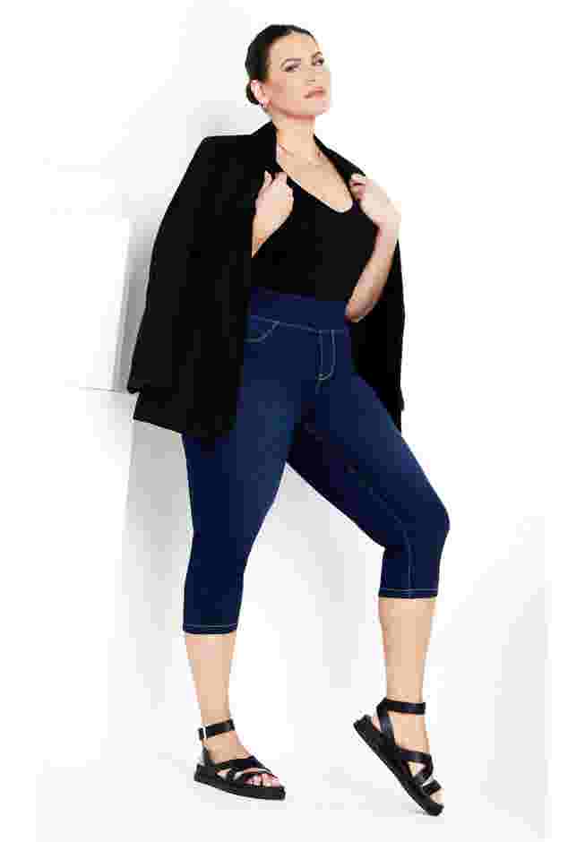 Pull On Cropped Denim Legging image number 3