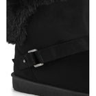 Saylor Hug Boot image number null