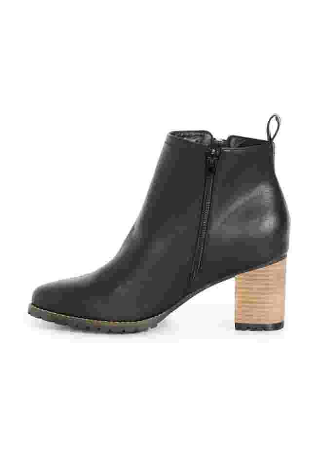 Mila Ankle Boot image number 3
