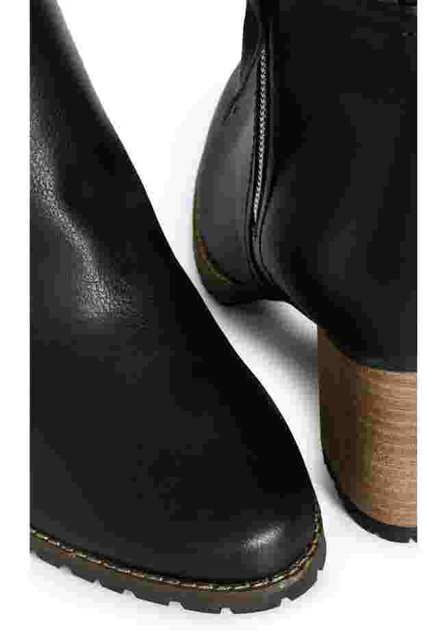 Mila Ankle Boot image number 6