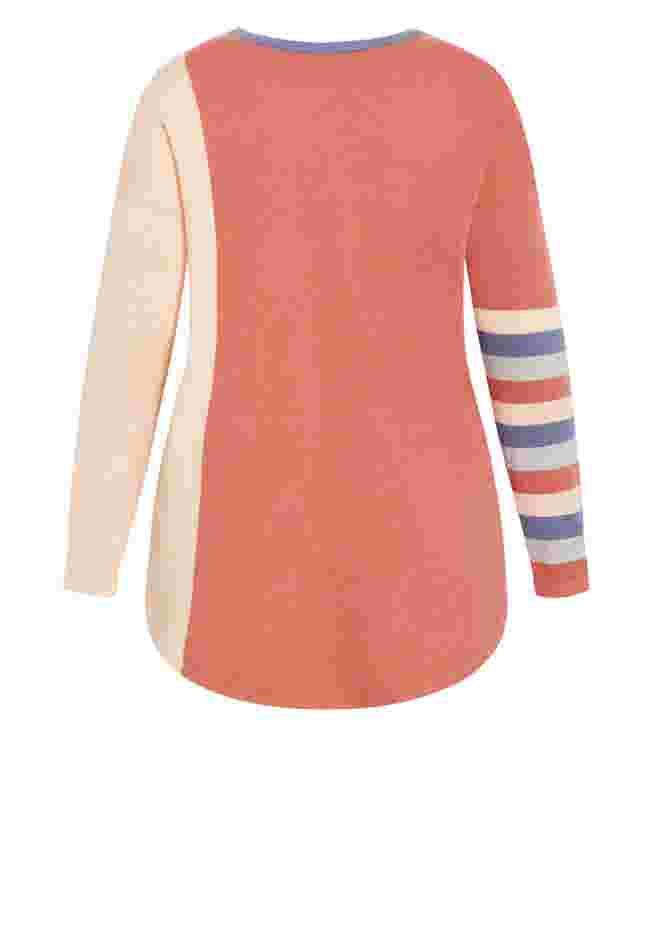 Luna Sweater image number 5