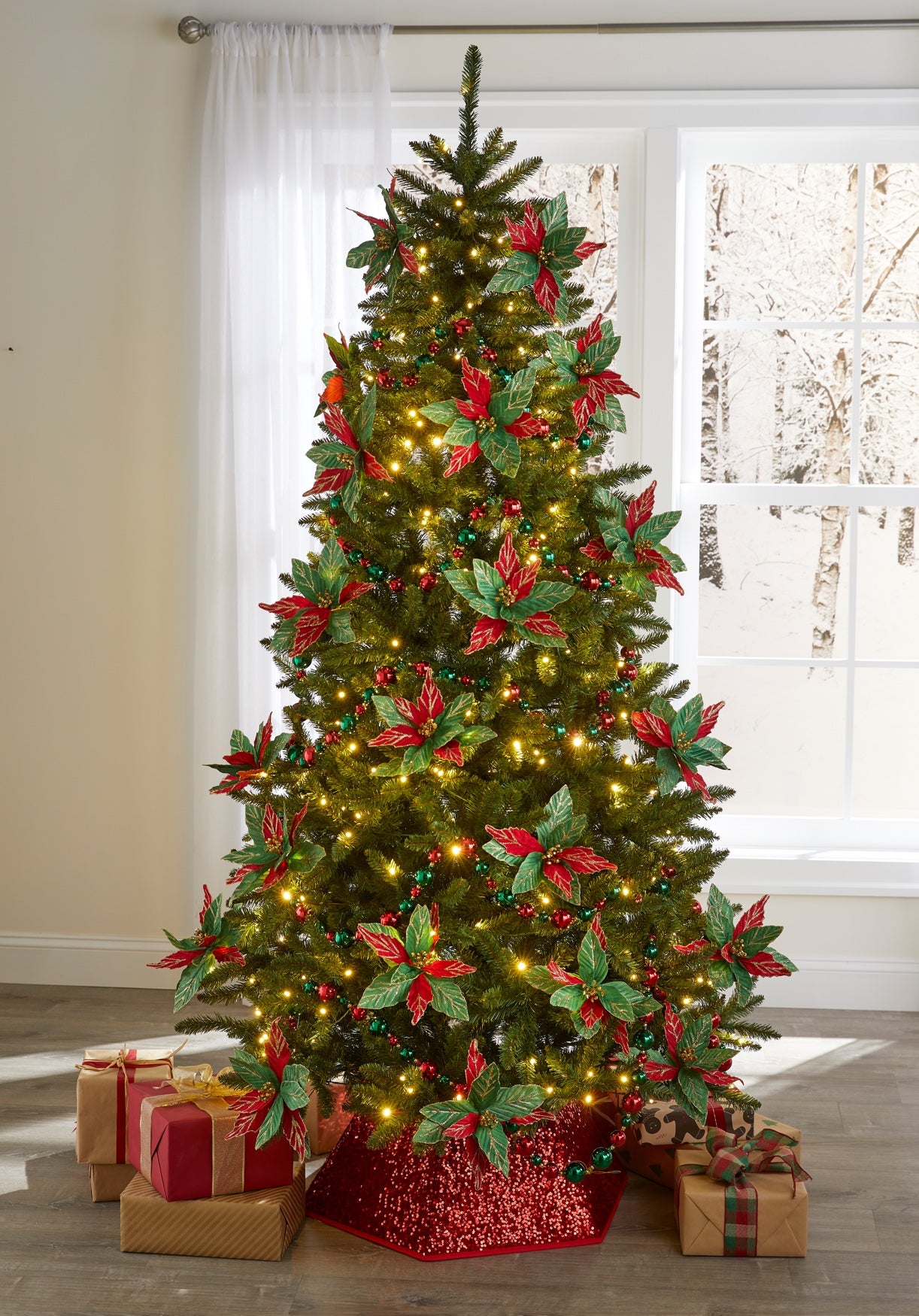 7.5 Foot Pre-Lit Full Alberta Tree image number 0