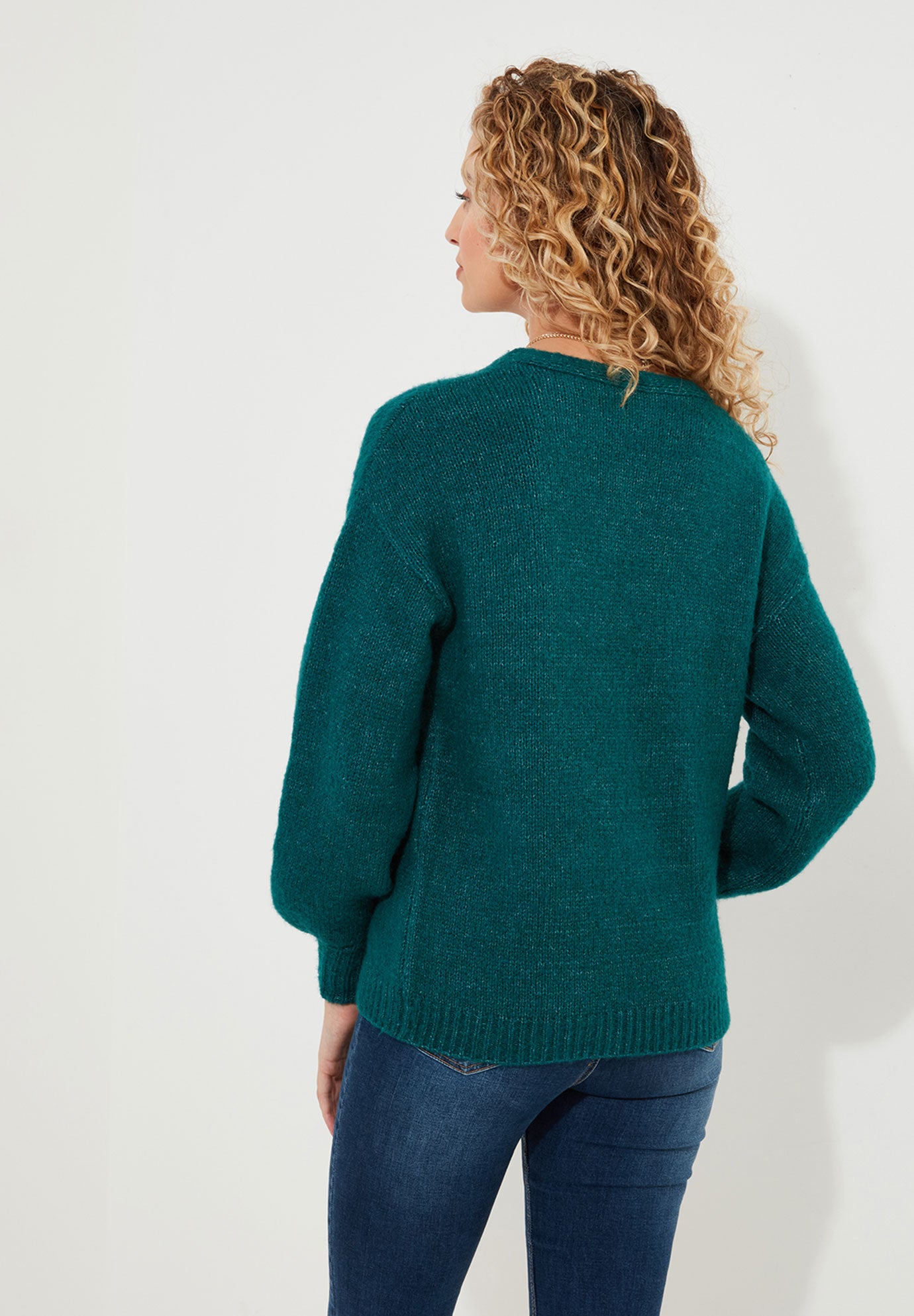 Cozy V-Neck Pullover Sweater image number 4